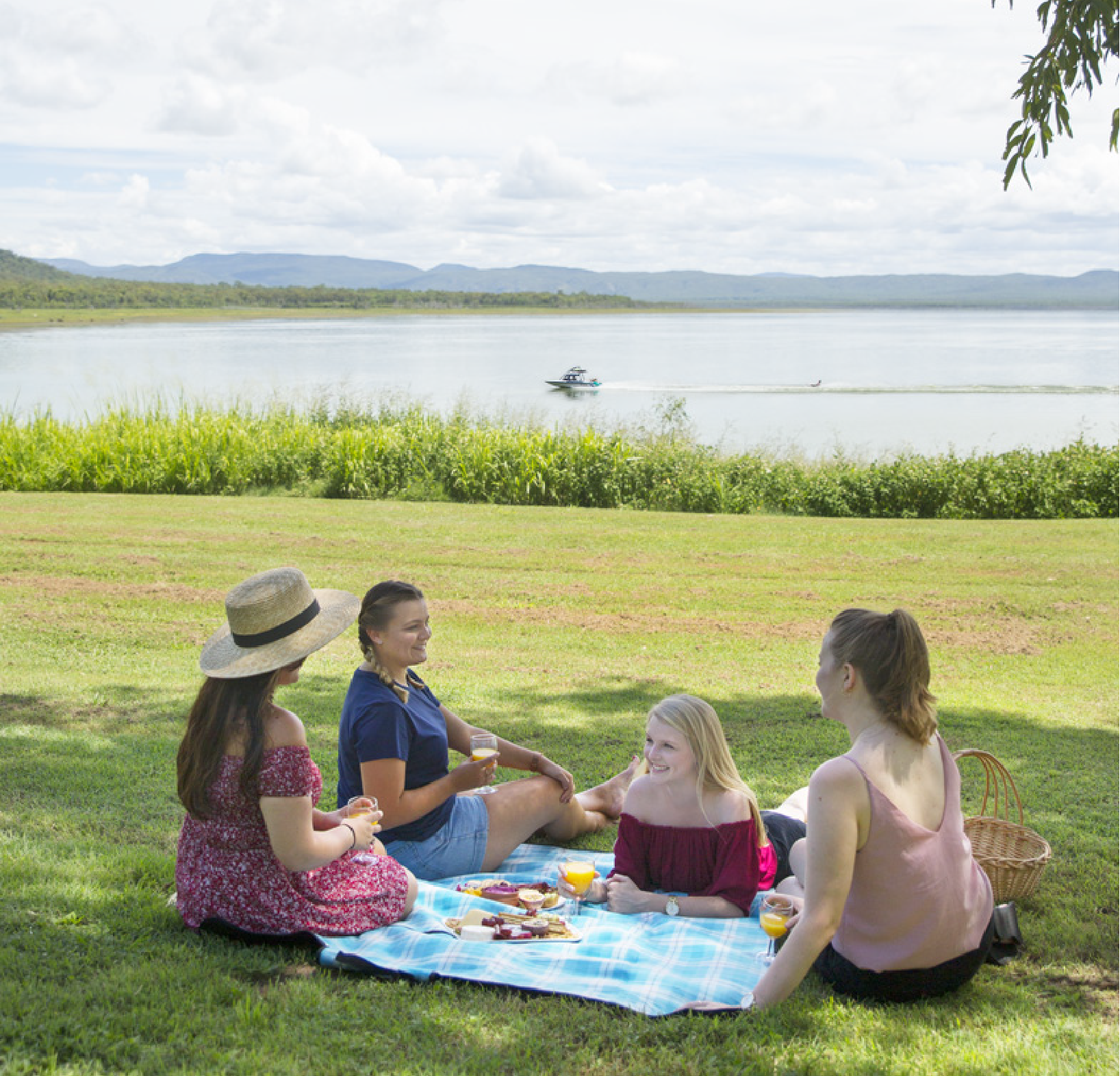 Lake Proserpine Picnic